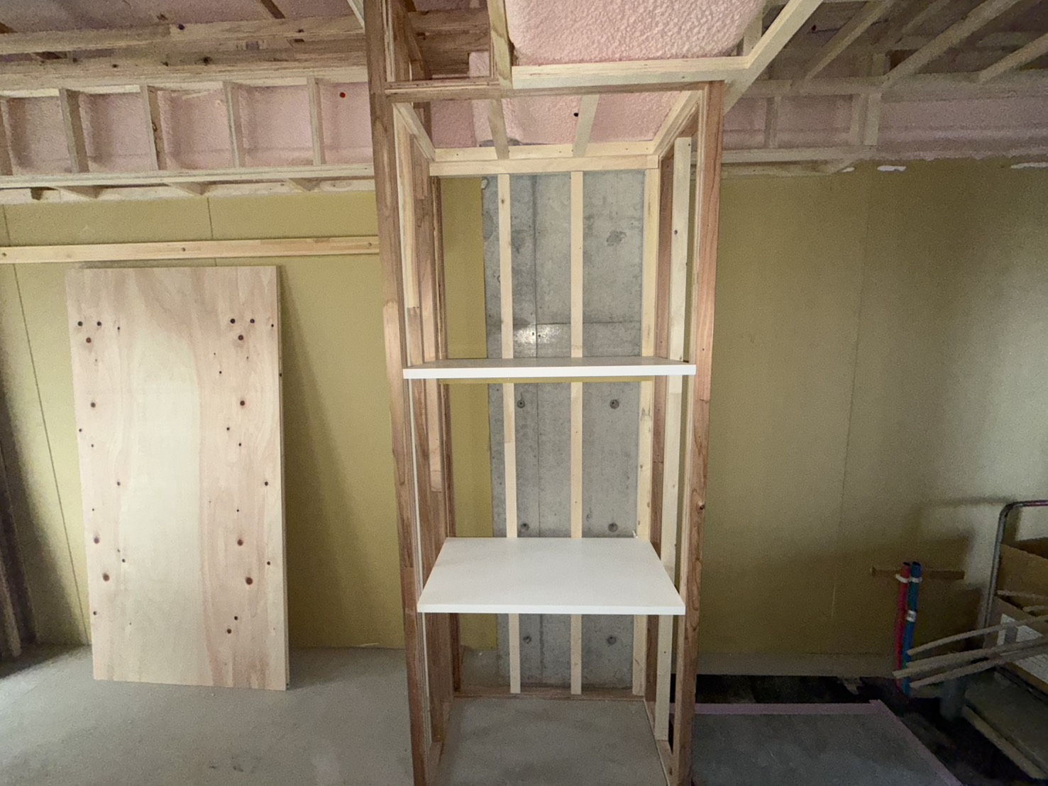 名古屋市緑区　新築マンション　造作大工工事