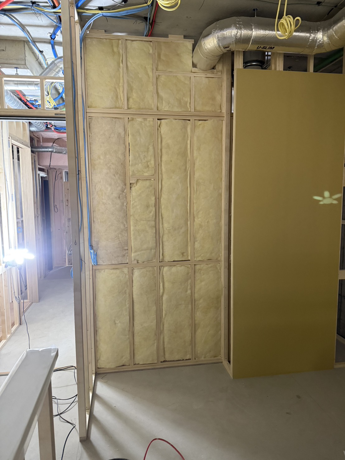 滋賀県近江八幡市　新築マンション　造作大工工事