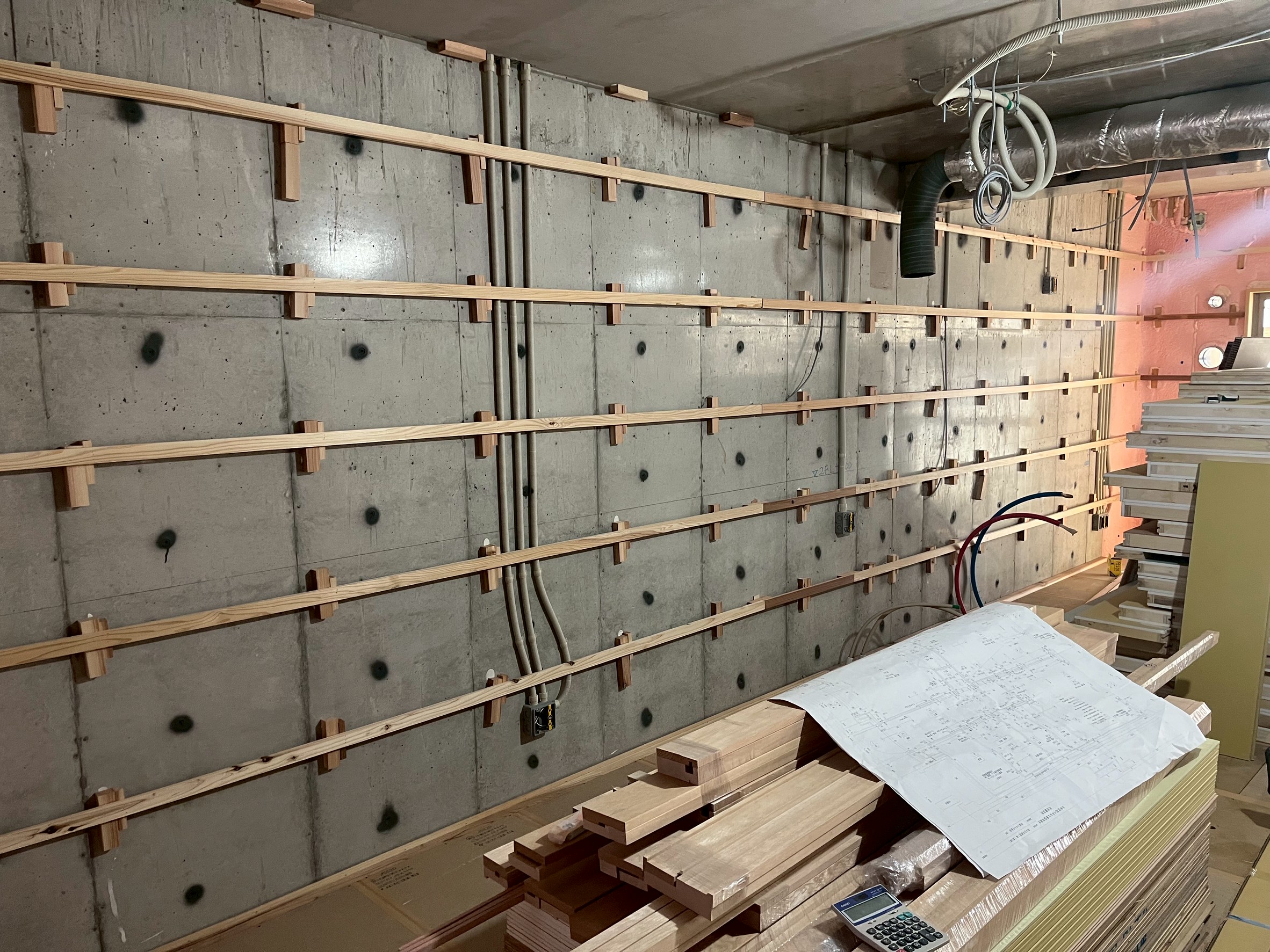 愛知県豊橋市　新築マンション　造作大工工事